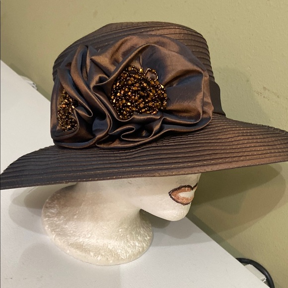 Giovannio | Accessories | Beautiful Churchdress Hat By  display picture 1